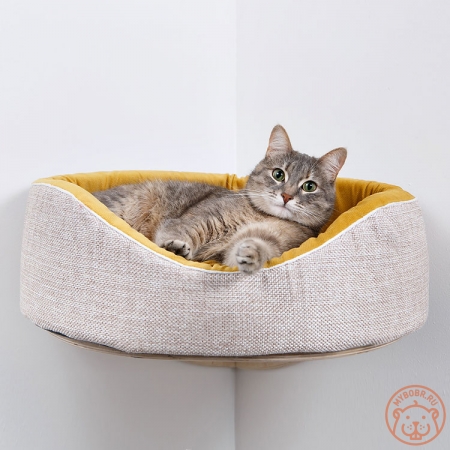 Угловая настенная полочка-лежанка «Йори» для кошек из мебельного флока на сайте "Мы Бобры"